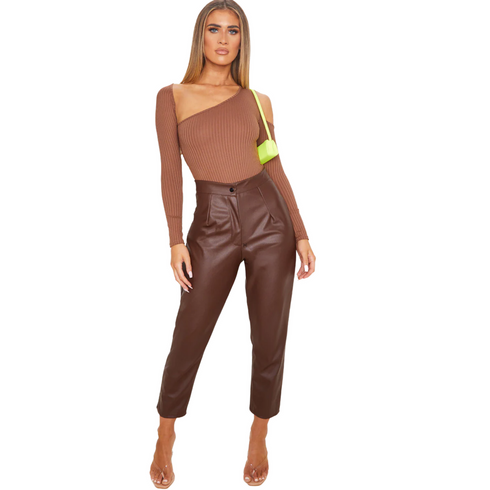PrettyLittleThing Brown Rib Cut Out Longsleeve Bodysuit | 8 US